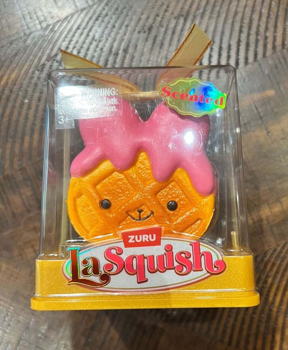 ZURU La Squish Scented Slow Rise Waffle Squishy Toy